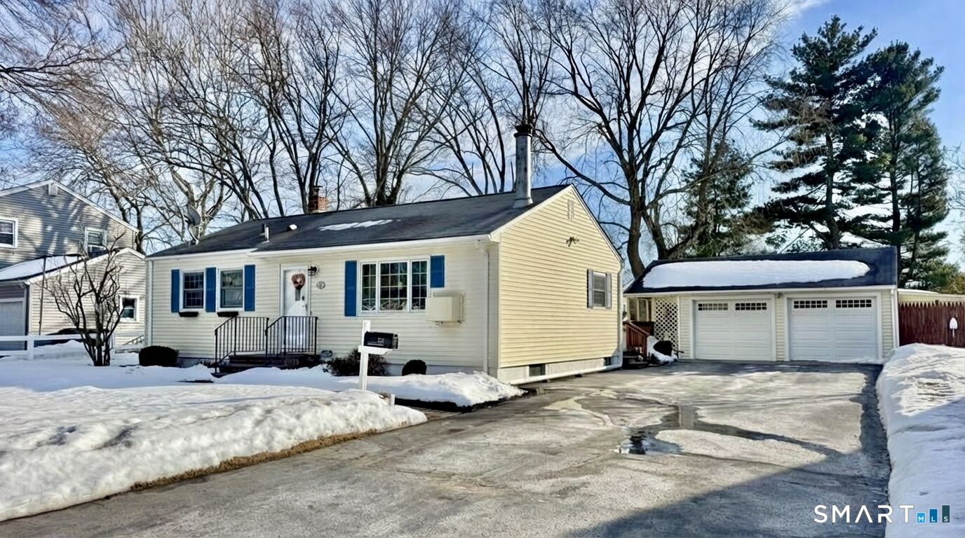 Property Photo:  216 Anderson Avenue  CT 06460 