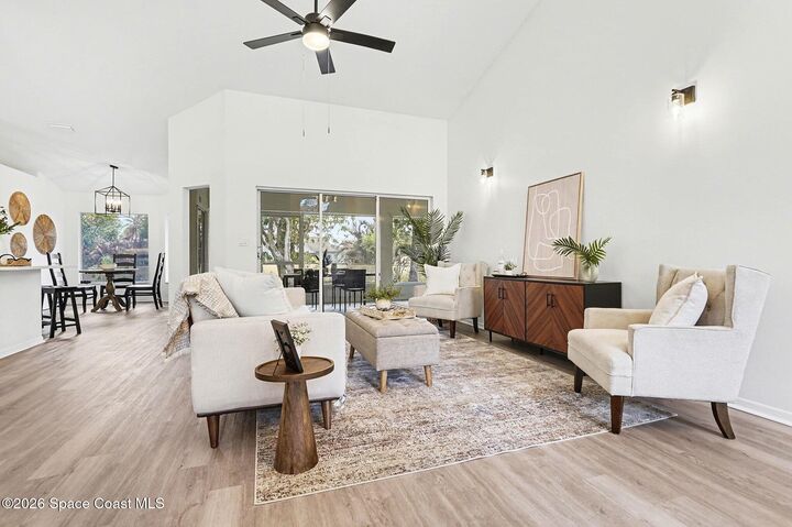 Property Photo:  560 Fiedler Street NE  FL 32907 