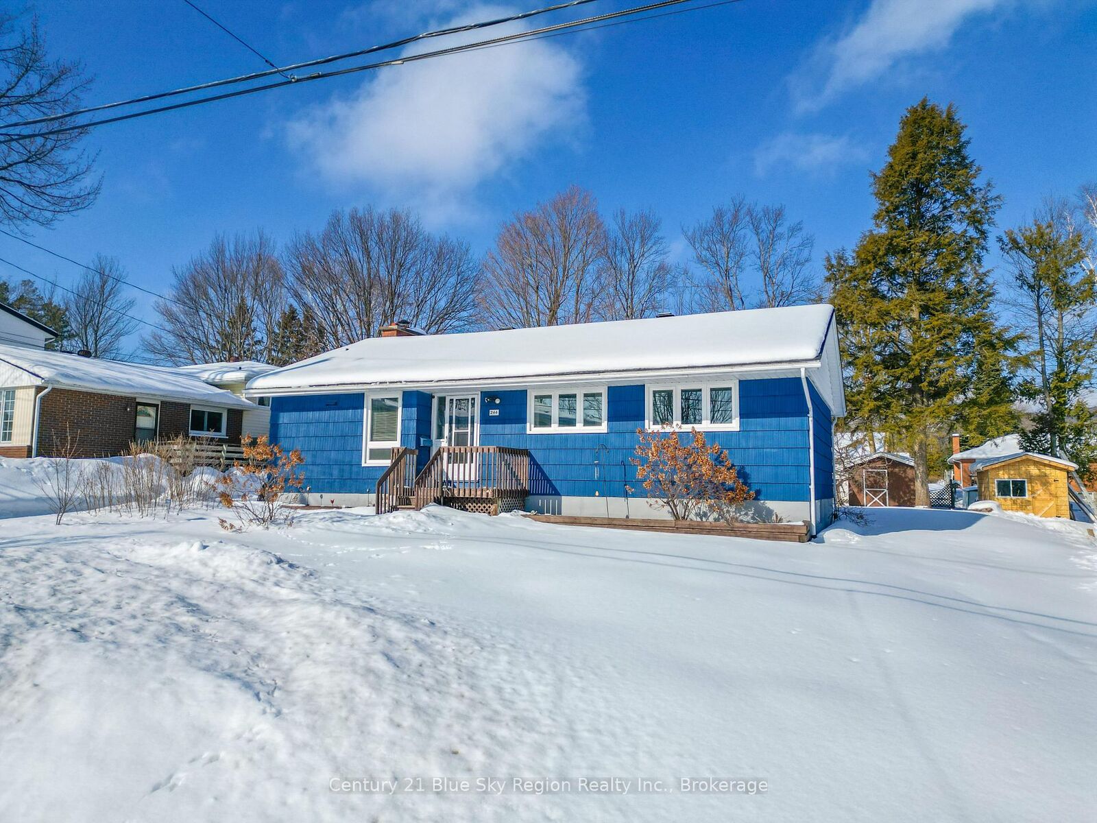 Property Photo:  244 Michener Drive  ON P1A 3J1 