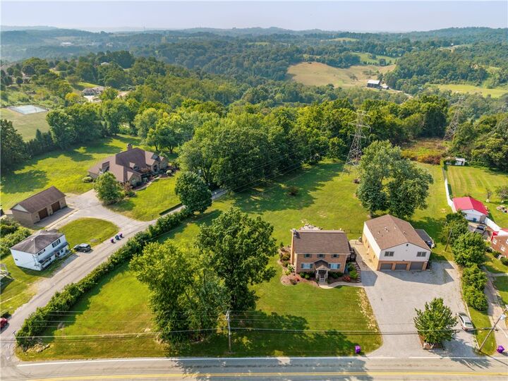 Property Photo:  1217 Old Leechburg Road  PA 15239 