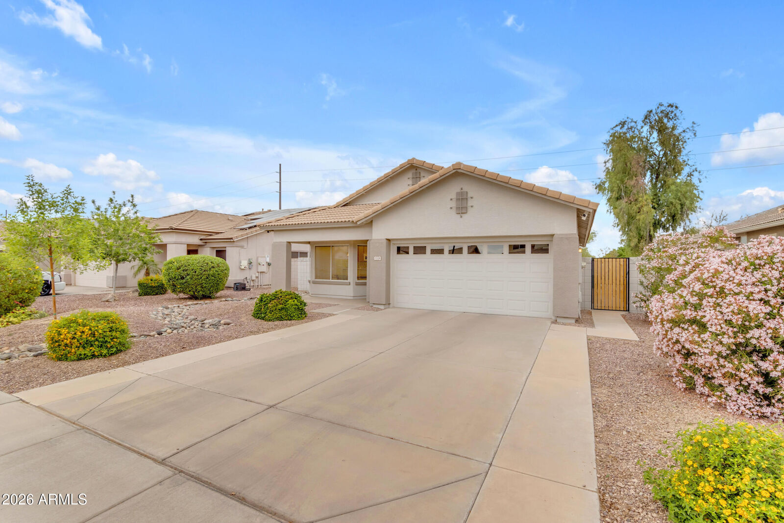 Property Photo:  3724 E Derringer Way  AZ 85297 