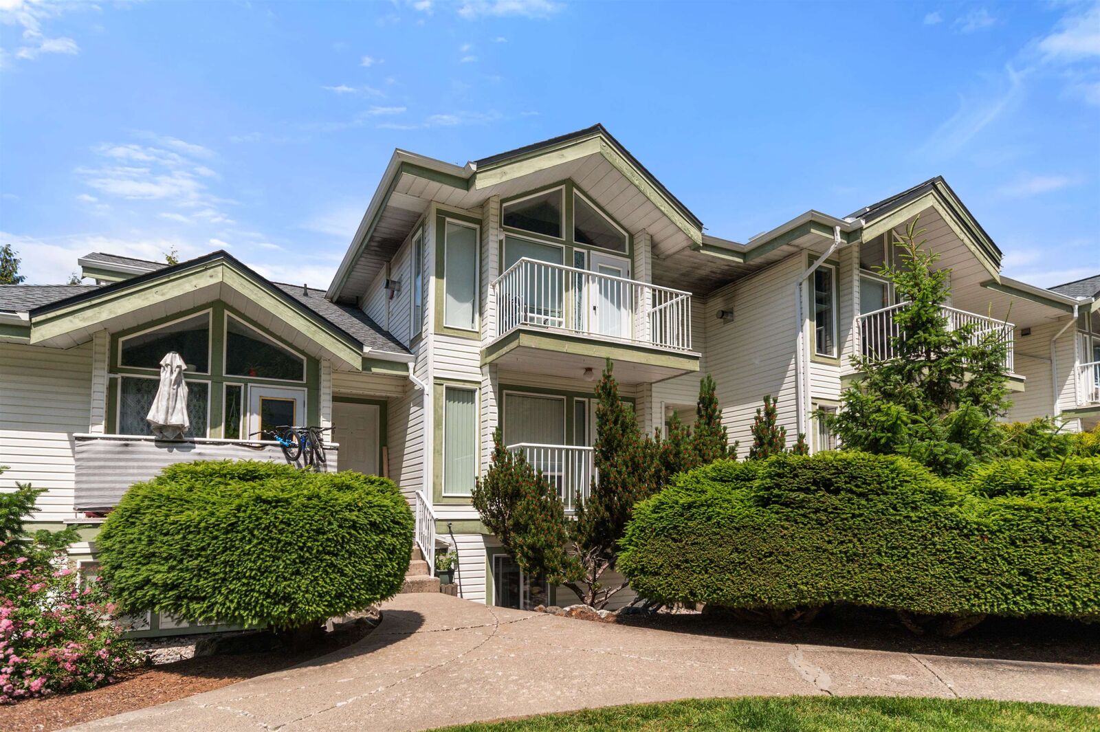 Property Photo: 1275 Scott Drive 202 BC V0X 1L4