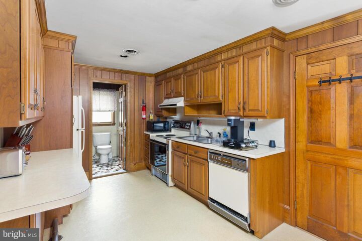 Property Photo:  16 Archertown A  NJ 08533 