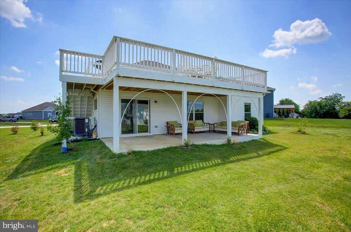 Property Photo: 18732 Ballantyne Way MD 21740