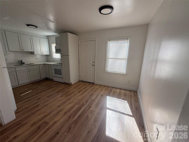 Property Photo: 421 Honeywood Avenue B5 NC 28216