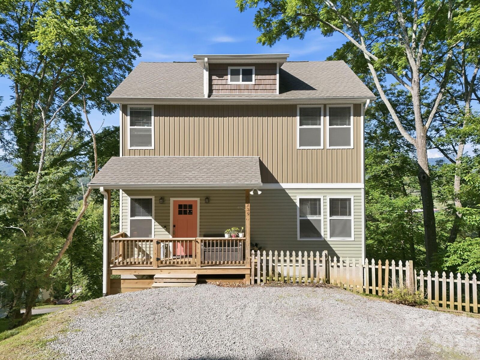 Property Photo: 239 Northside Street NC 28716