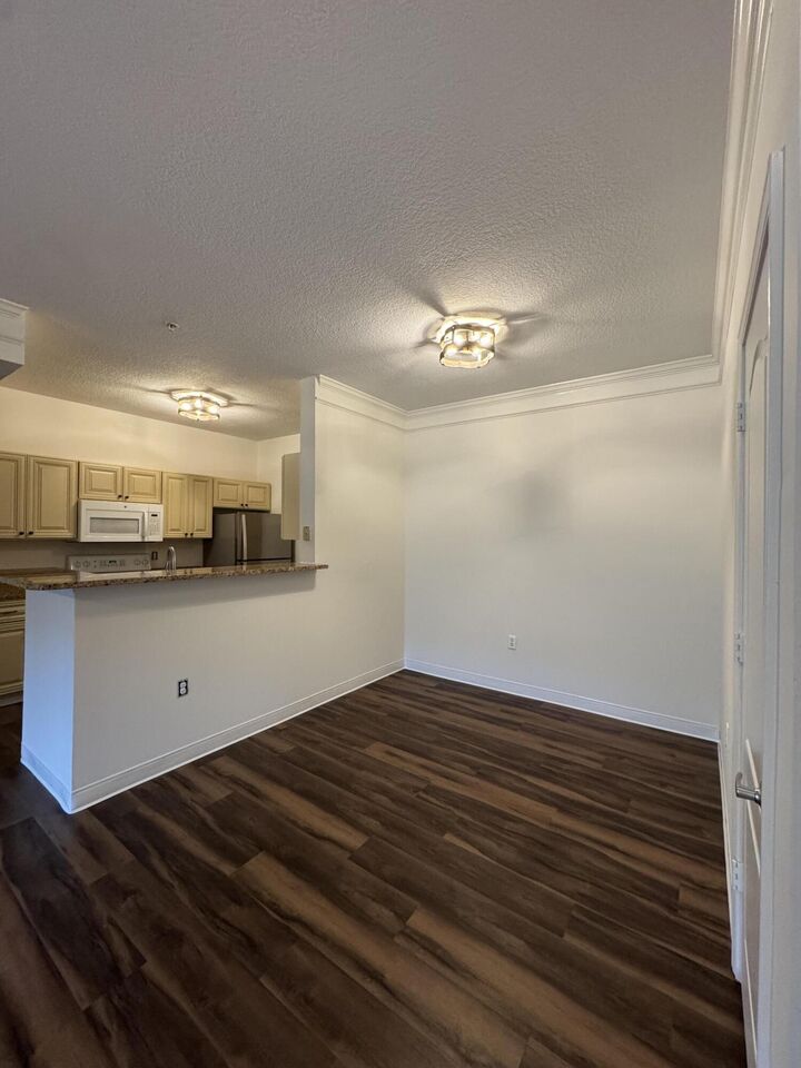 Property Photo:  1300 Park West Boulevard Unit 401  SC 29466 