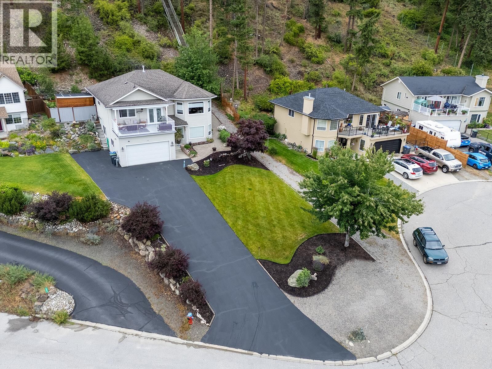 Property Photo: 5827 Victoria Street BC V0H 1X4