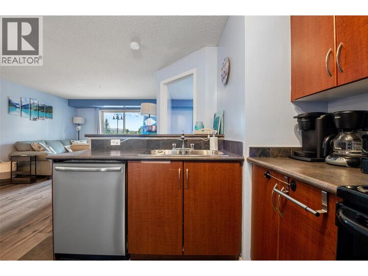 Property Photo: 205 Third Avenue 1201 BC V0A 1K0