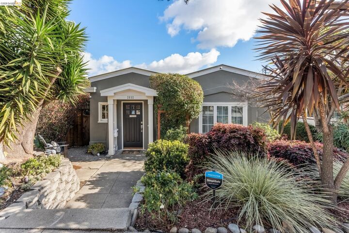 Property Photo: 2832 Monticello Ave CA 94619