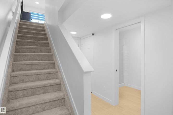 Property Photo:  5139 River'S Edge Way NW  AB T6M 3B6 