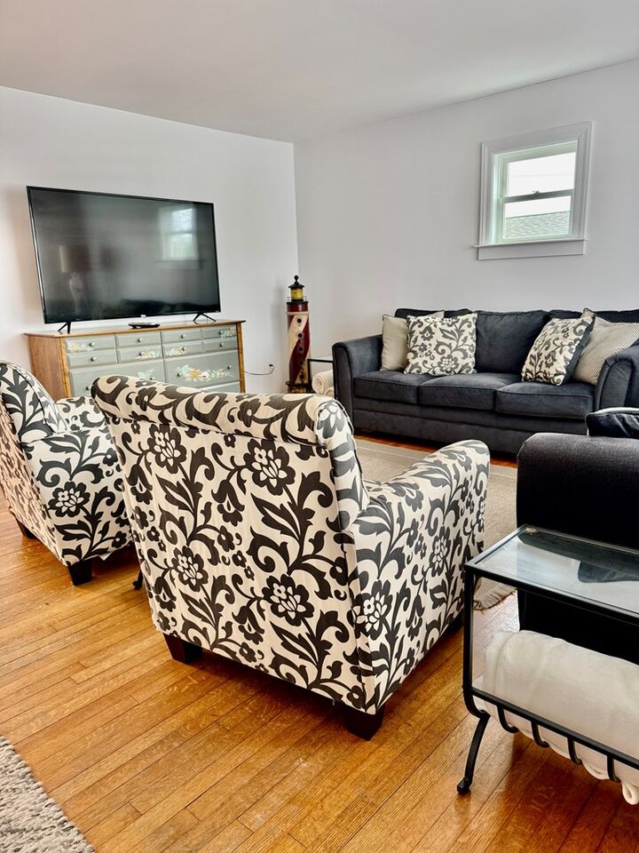 Property Photo: 5572 Main St VA 23336