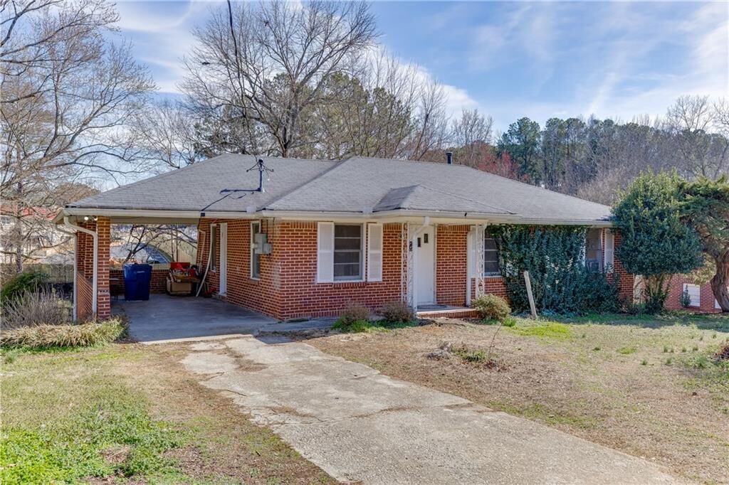 Property Photo: 219 Stone Mountain Street GA 30046