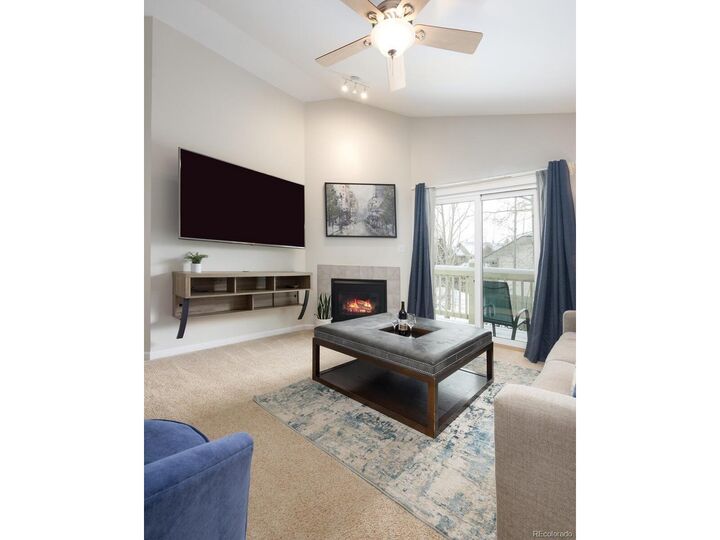 Property Photo:  1517 Point Dr 202  CO 80443 