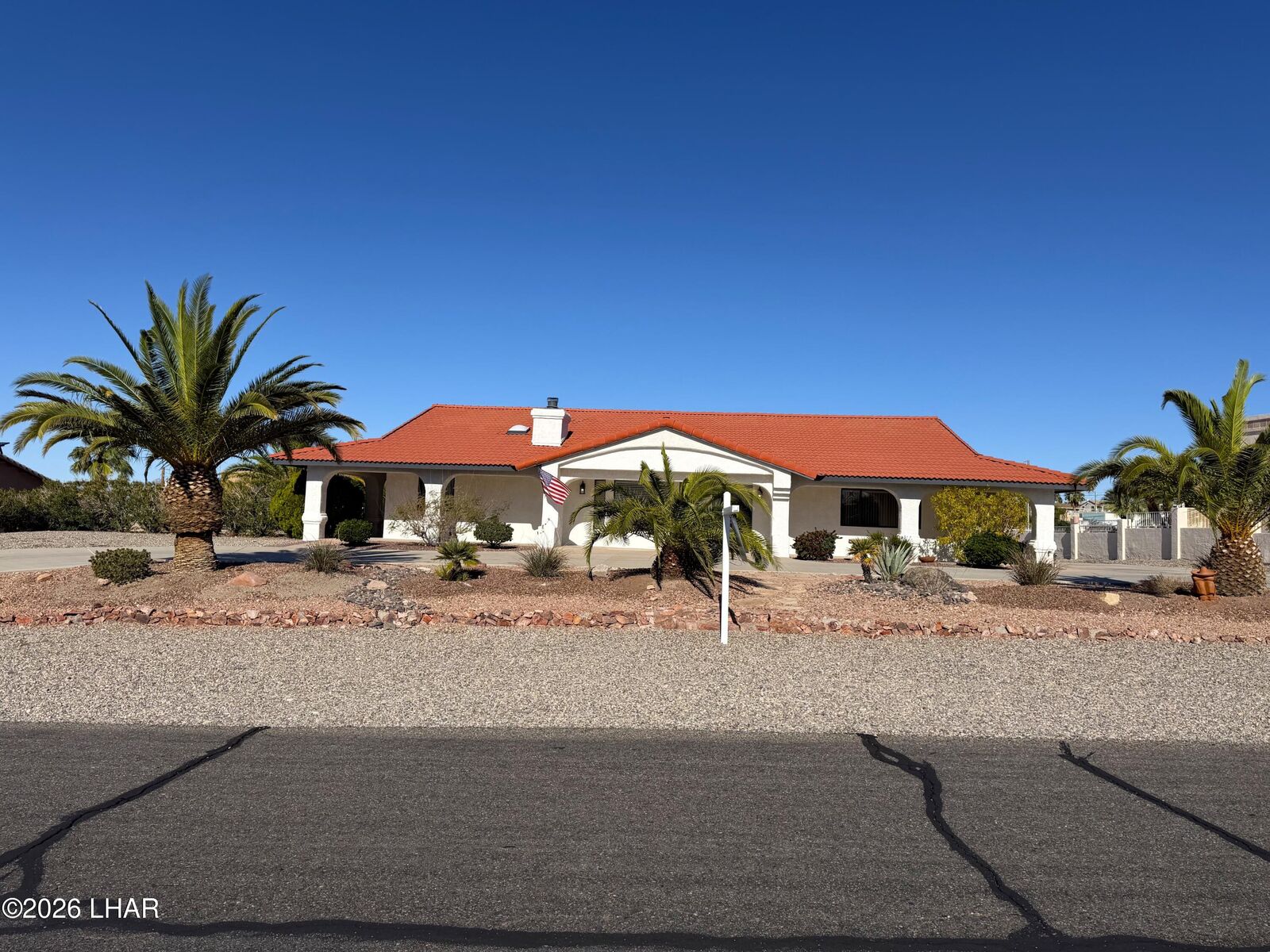 Property Photo: 3855 Whaler Dr AZ 86406