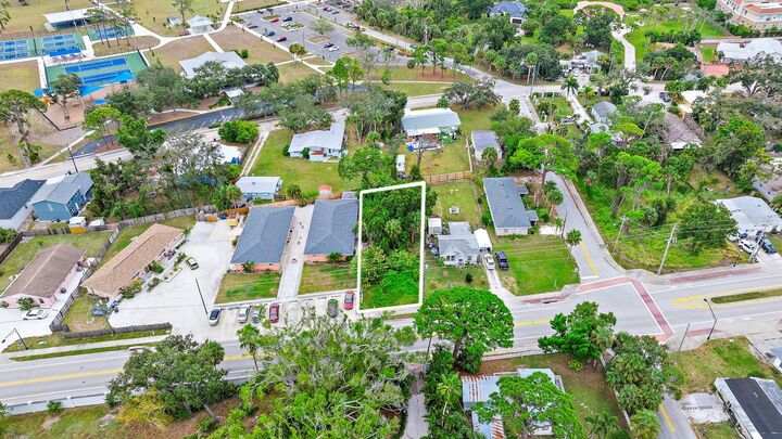 Property Photo:  Colonia Lane  FL 34275 