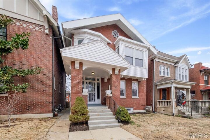 Property Photo: 6059 McPherson Avenue MO 63112