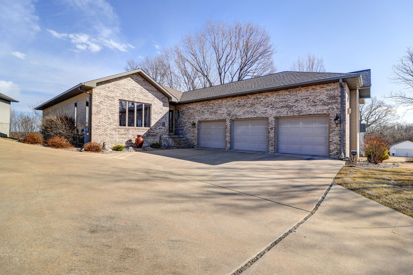 Property Photo:  1117 Melody Hills Drive  IL 61252 