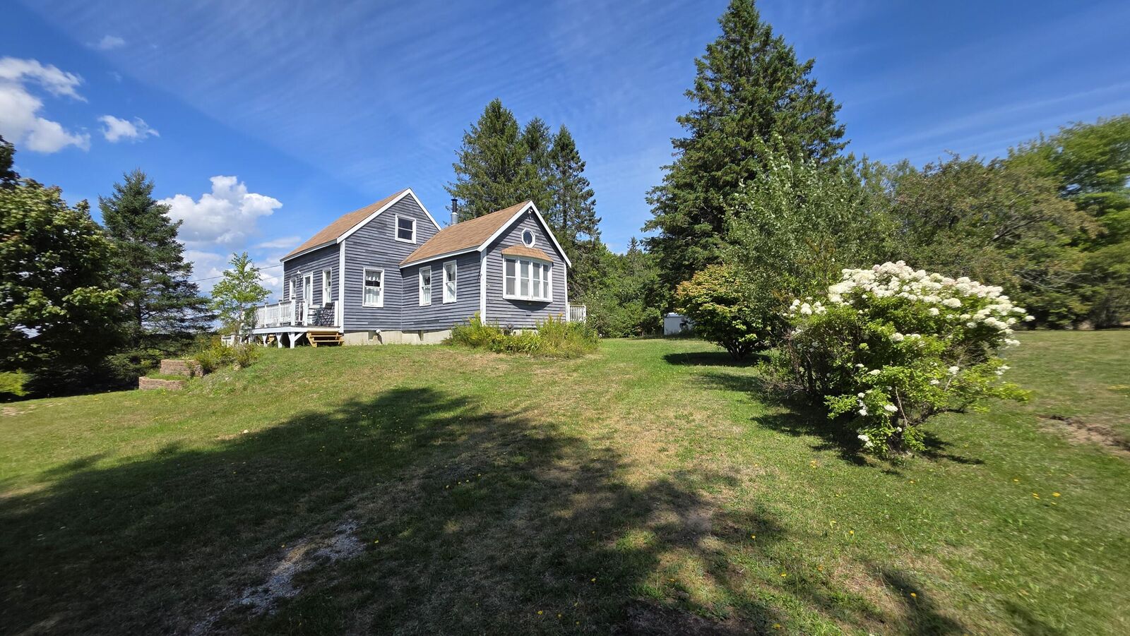 Property Photo:  38 Bay Road  ME 04648 