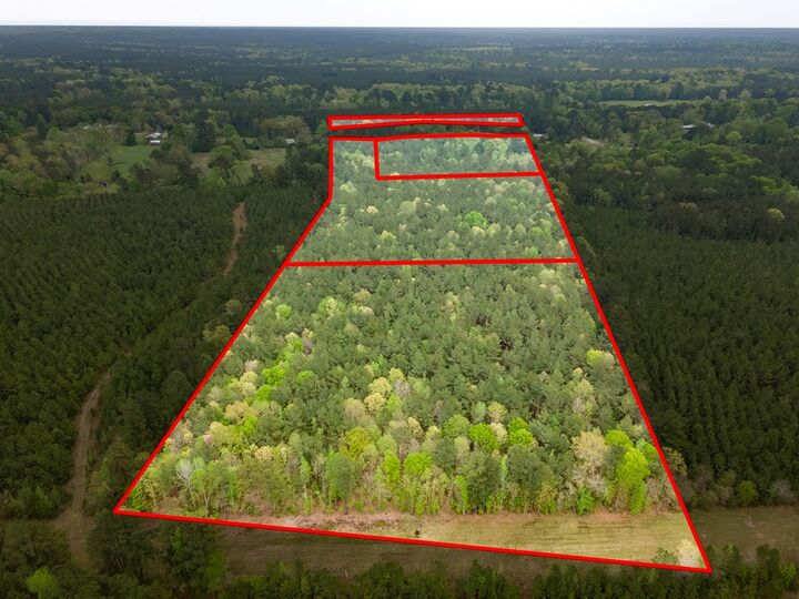 Property Photo:  201-B Magasco Drive  TX 75968 