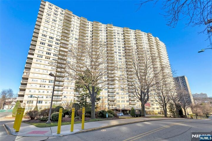 Property Photo: 555 North Avenue 1 G NJ 07024