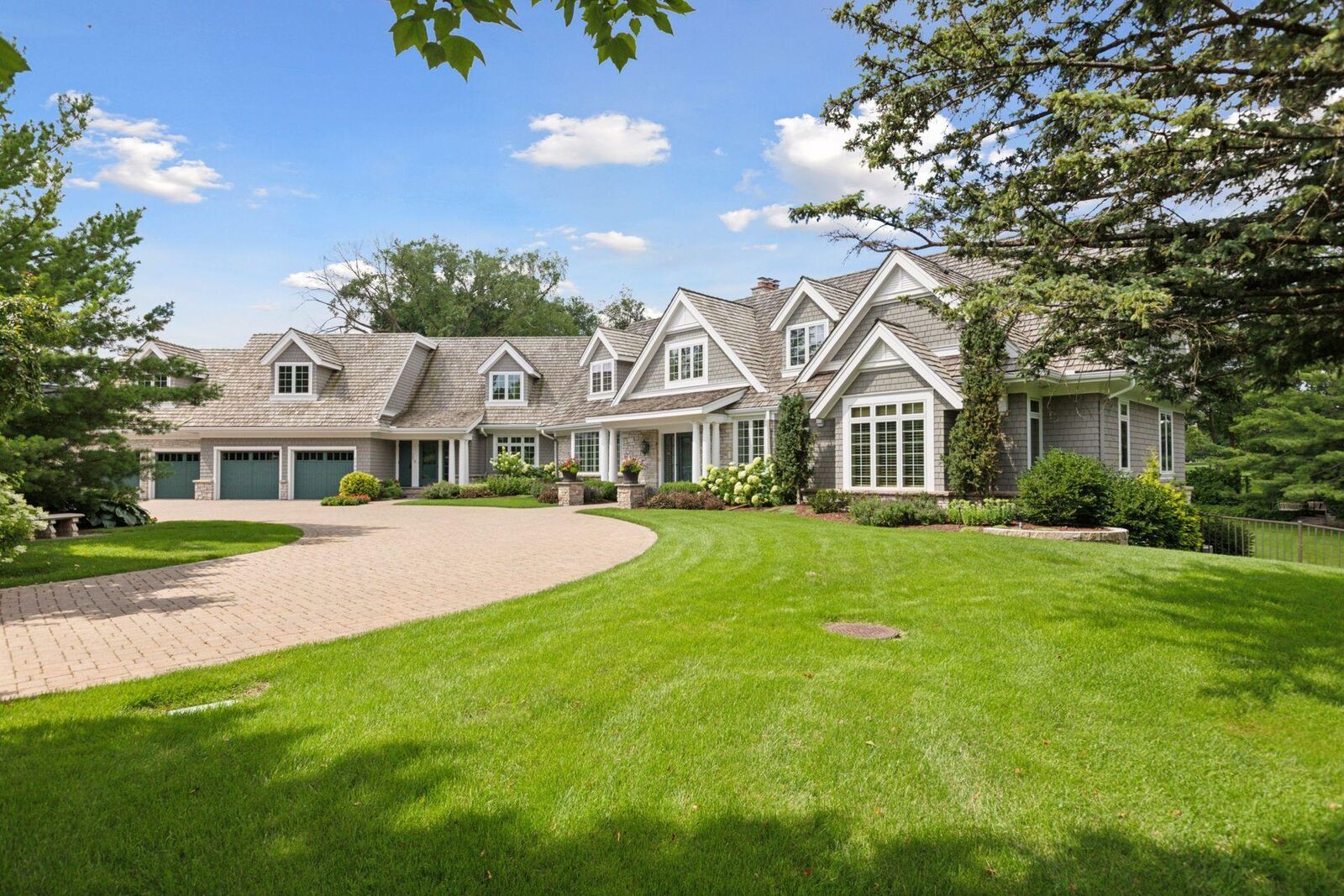 Property Photo:  4708 Annaway Drive  MN 55436 