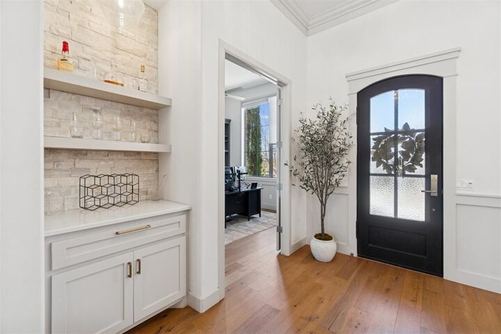 Property Photo:  5100 Isle Bridge Court  OK 73034 