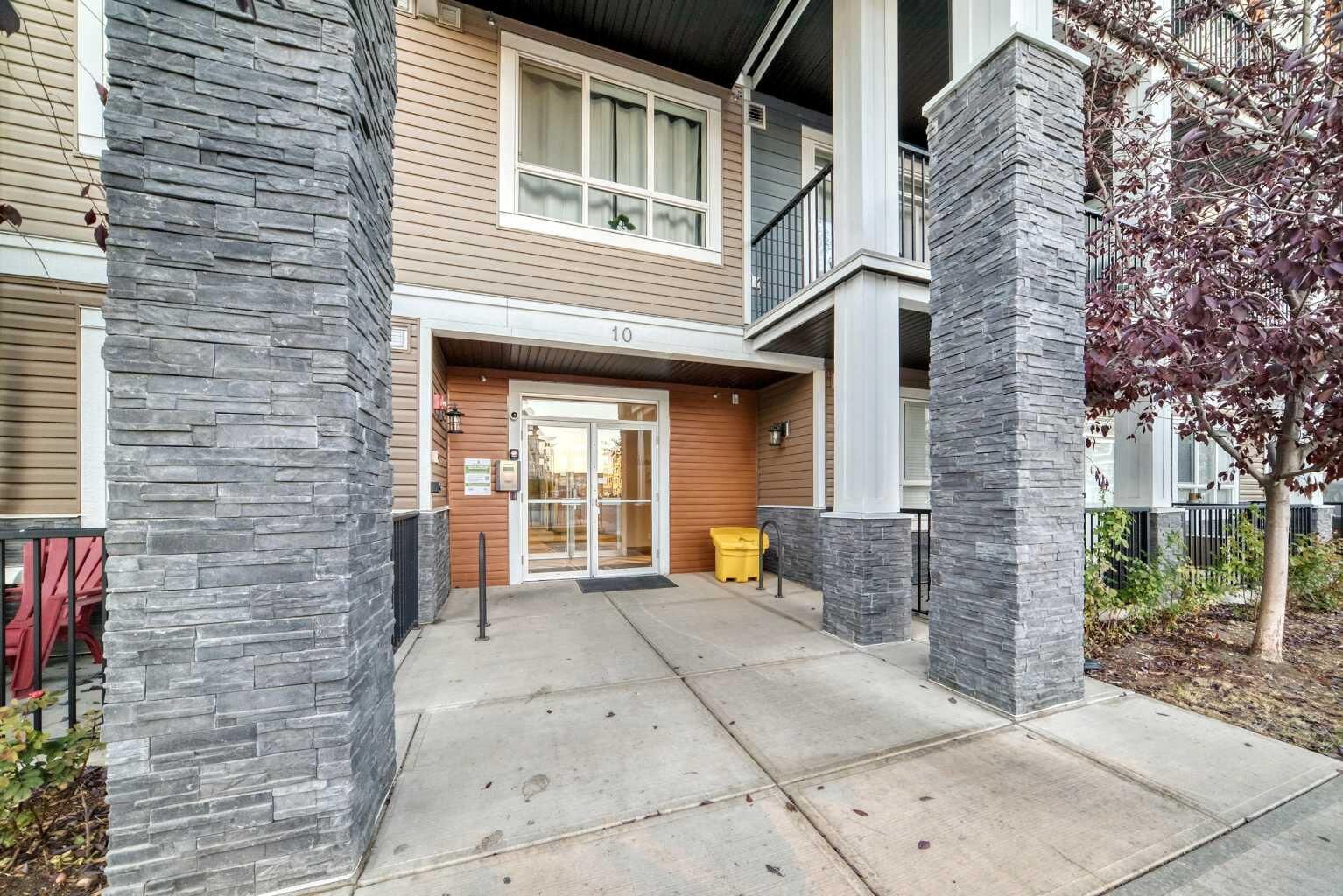 Property Photo: 10 Walgrove Walk SE 405 AB T2X 4E3