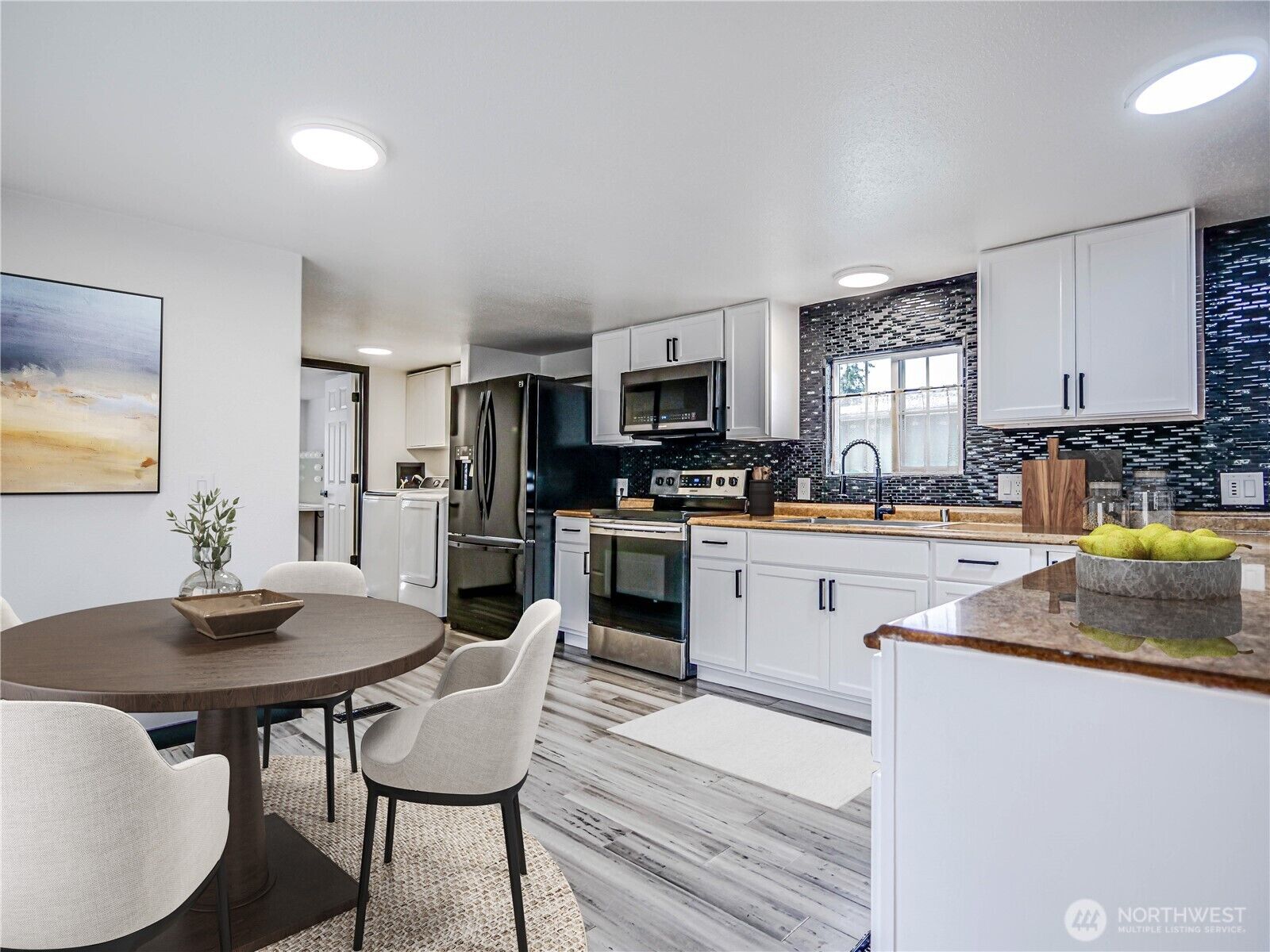 Property Photo: 3001 S 288th Street 111 WA 98003