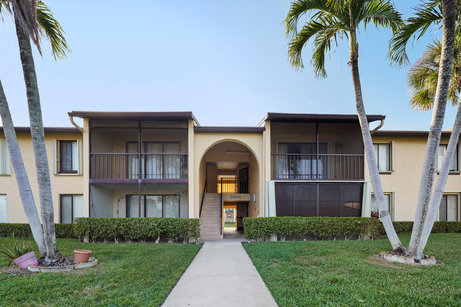 Property Photo: 623 Sea Pine Way B2 FL 33415