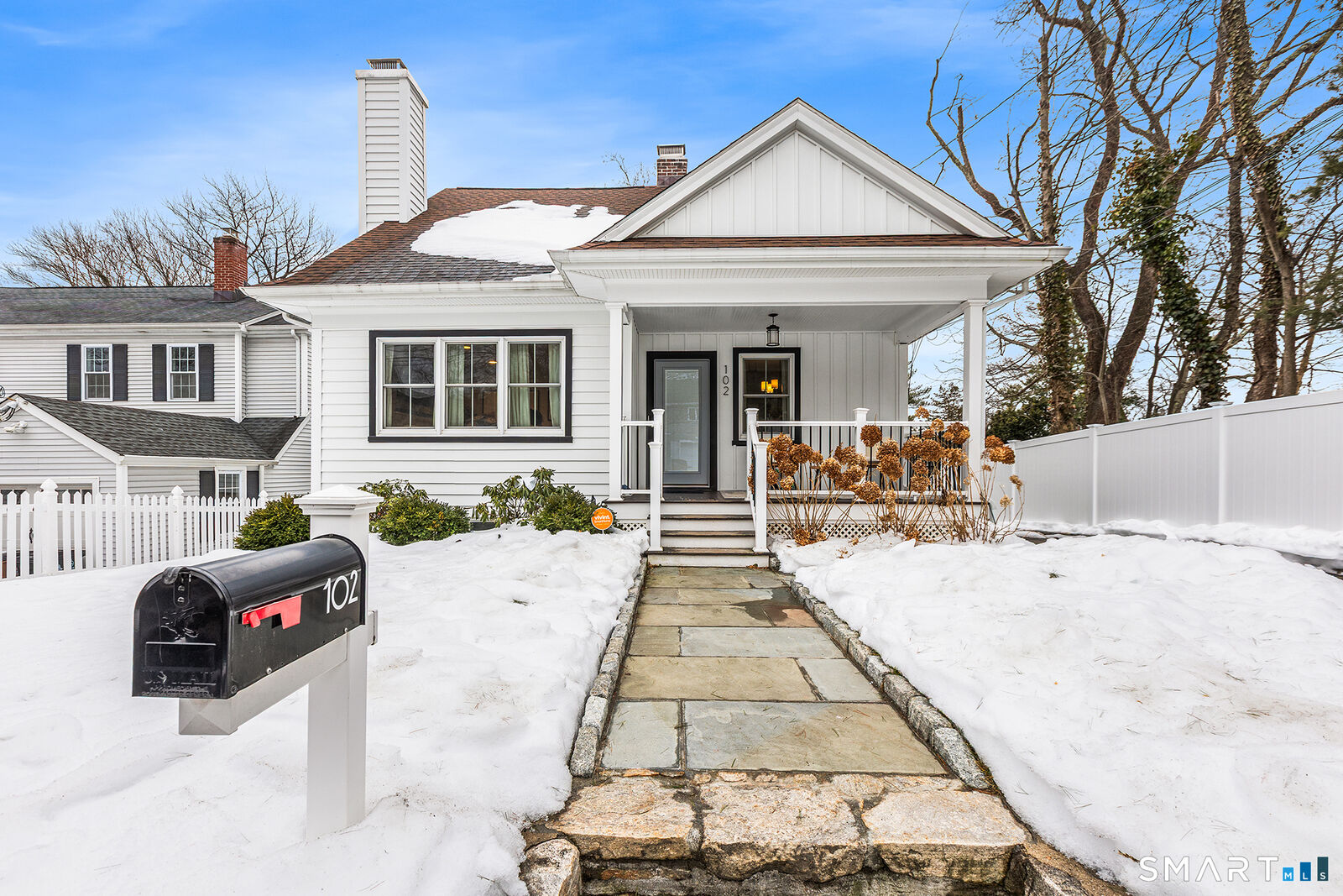 Property Photo:  102 Hirsch Road  CT 06905 