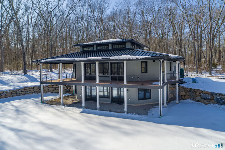 Property Photo:  81 Strawberry Hill Road  CT 06443 