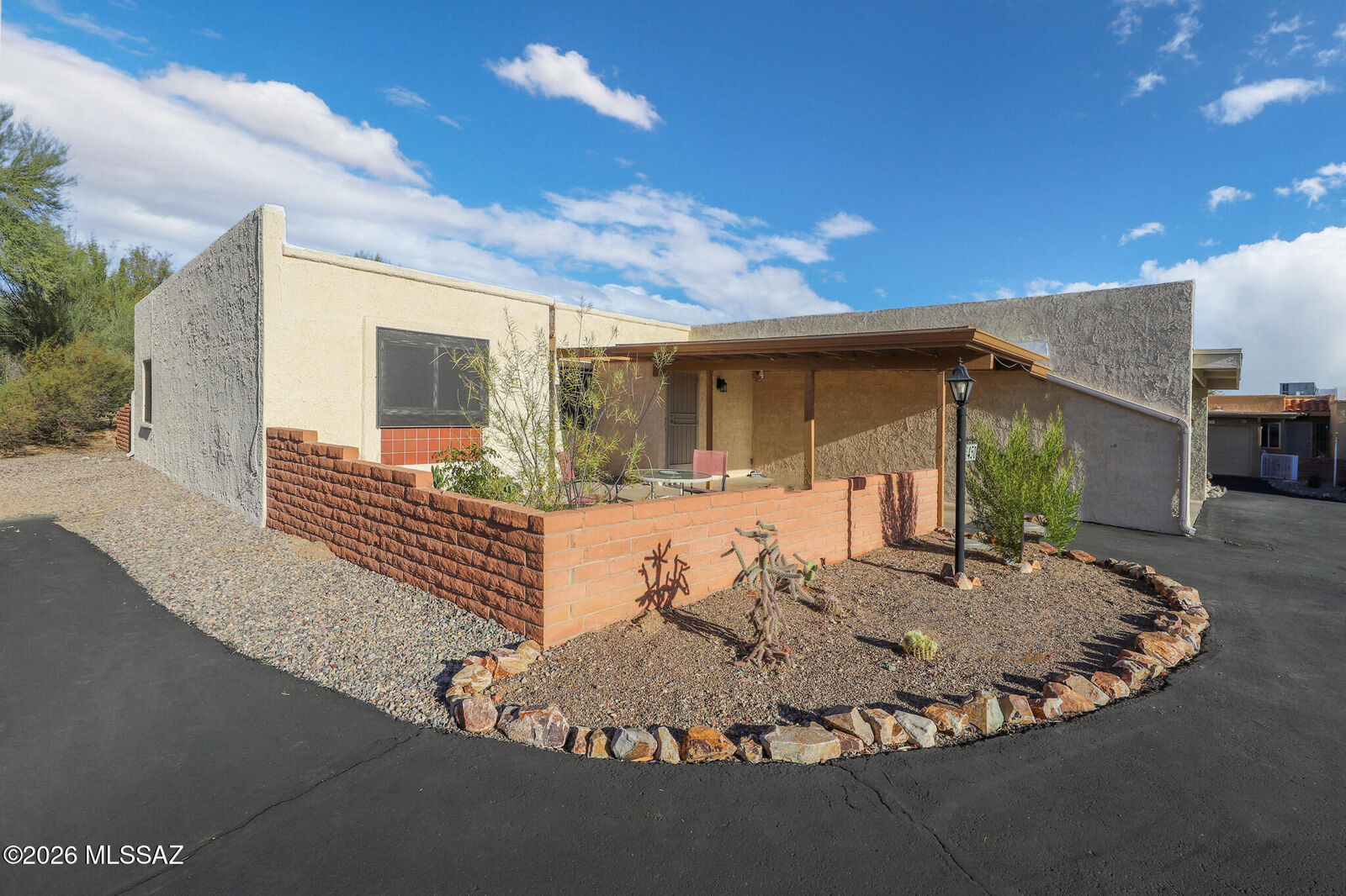 Property Photo:  450 W San Ignacio  AZ 85614 