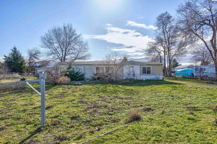 Property Photo: 161 Teri Road WA 99323