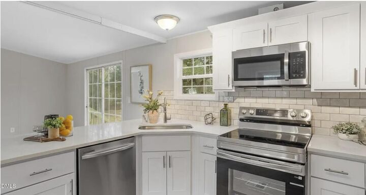 Property Photo:  121 Countrywood Drive  NC 27526 