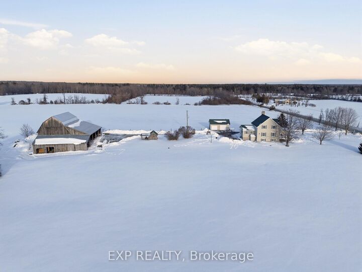 Property Photo: 53 Rockies Road ON K0K 2K0