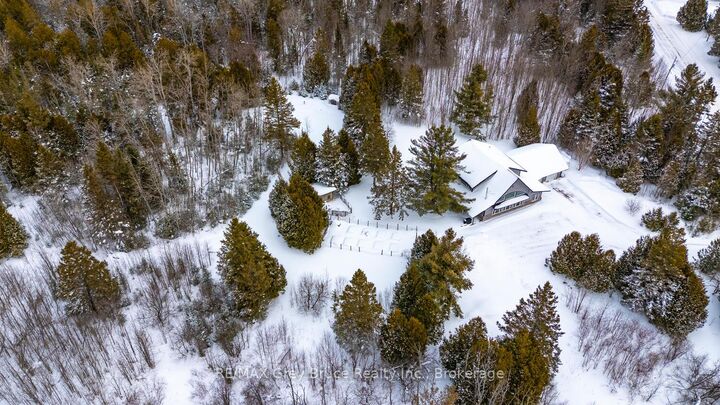 Property Photo: 62 Cape Hurd Road ON N0H 2R0