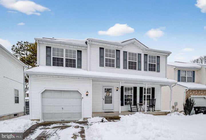 Property Photo:  9 Bromley Court  NJ 08004 