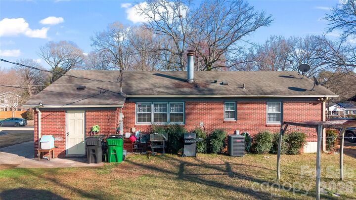 Property Photo:  3535 Driftwood Drive  NC 28205 