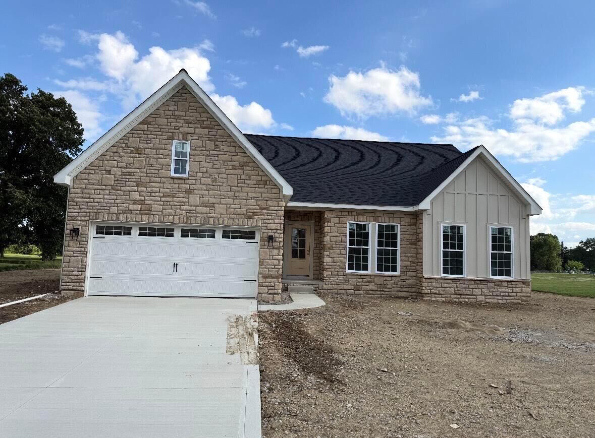 Property Photo:  1493 Marion Country Club Drive  OH 43302 