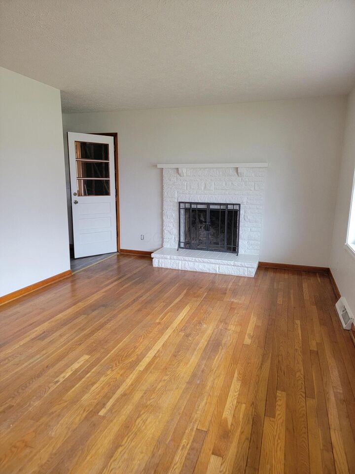 Property Photo:  18 Swainford Drive  OH 43056 