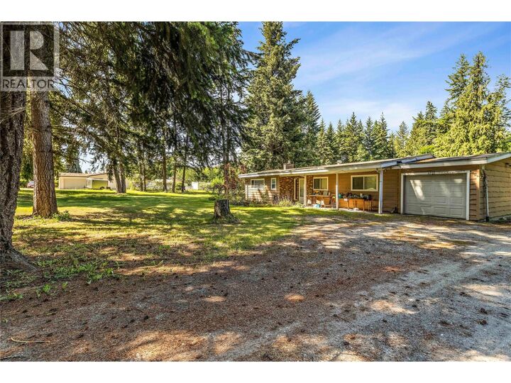 Property Photo:  6721 50th Street Northeast  BC V0E 1K0 