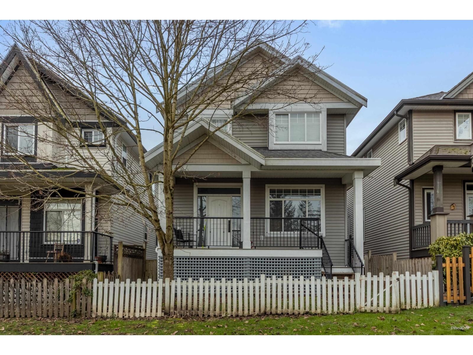 Property Photo:  6686 195 Street  BC V4N 5T4 