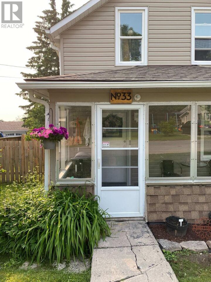 Property Photo:  33 John Street  ON K0M 1N0 