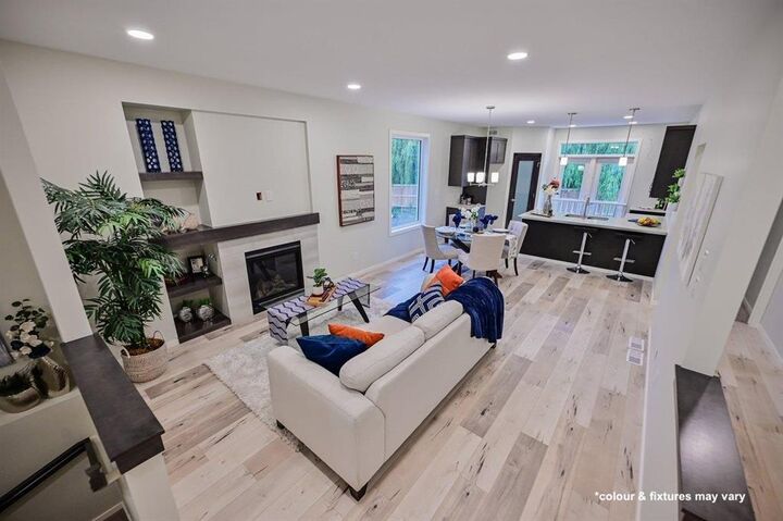 Property Photo:  10 Spruce Cove  MB R4A 0E7 