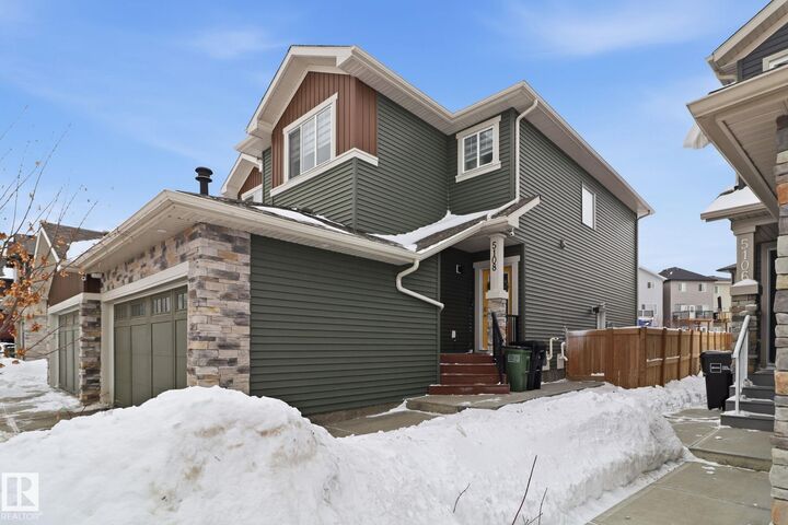 Property Photo: 5108 Lark Crescent NW AB T5S 0N9