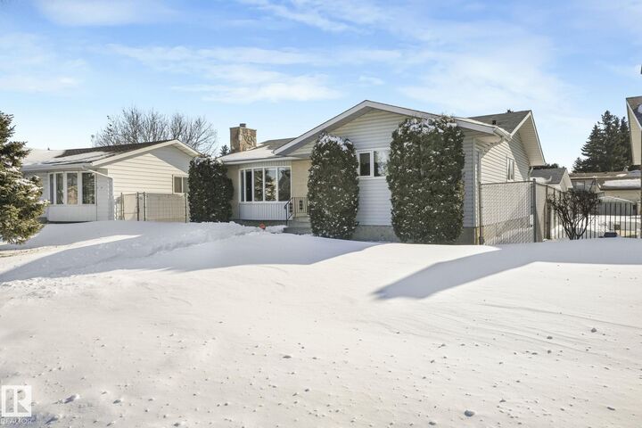 Property Photo: 760 Knottwood Road NW AB T6K 1W5