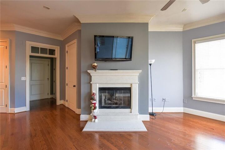 Property Photo: 3635 E Paces Circle NE 1407 GA 30326