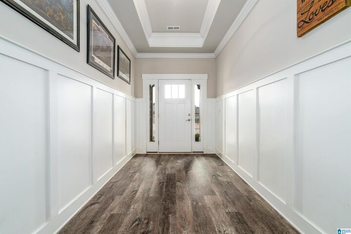 Property Photo:  1816 Meadowbrook Drive  AL 35055 