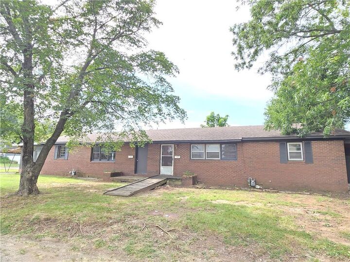 Property Photo:  401 W 1st Street  KS 67335 